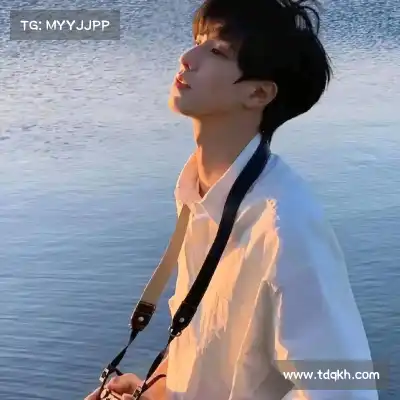 秋焰蓓